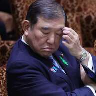 自公体制の危機！？世論調査から見える政治の未来