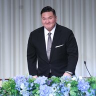 白鵬引退会見：弟子たちの苦悩と壮絶な道のり