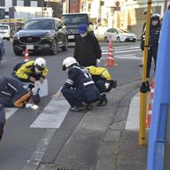 3歳女児が横断中にはねられる悲劇 - 自動車教習所社長逮捕の真相