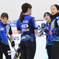 五輪出場消滅に揺れるカーリング界：ロコ・ソラーレの決定的瞬間