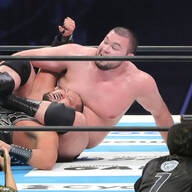 ウルフアロンのデビュー戦！三角絞めで無差別級王座奪取の興奮