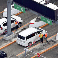 渋滞に巻き込まれた人々：ETC障害がもたらした悲劇
