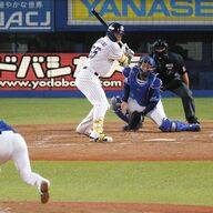 ヤクルト村上、死球で怒りの叫び！試合の行方はどうなった？