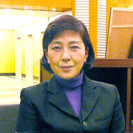 女優佳那晃子さん、70歳で死去。闘病を支えた思い出