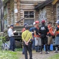 羅臼岳の恐怖：ヒグマに襲われた登山者の行方は？