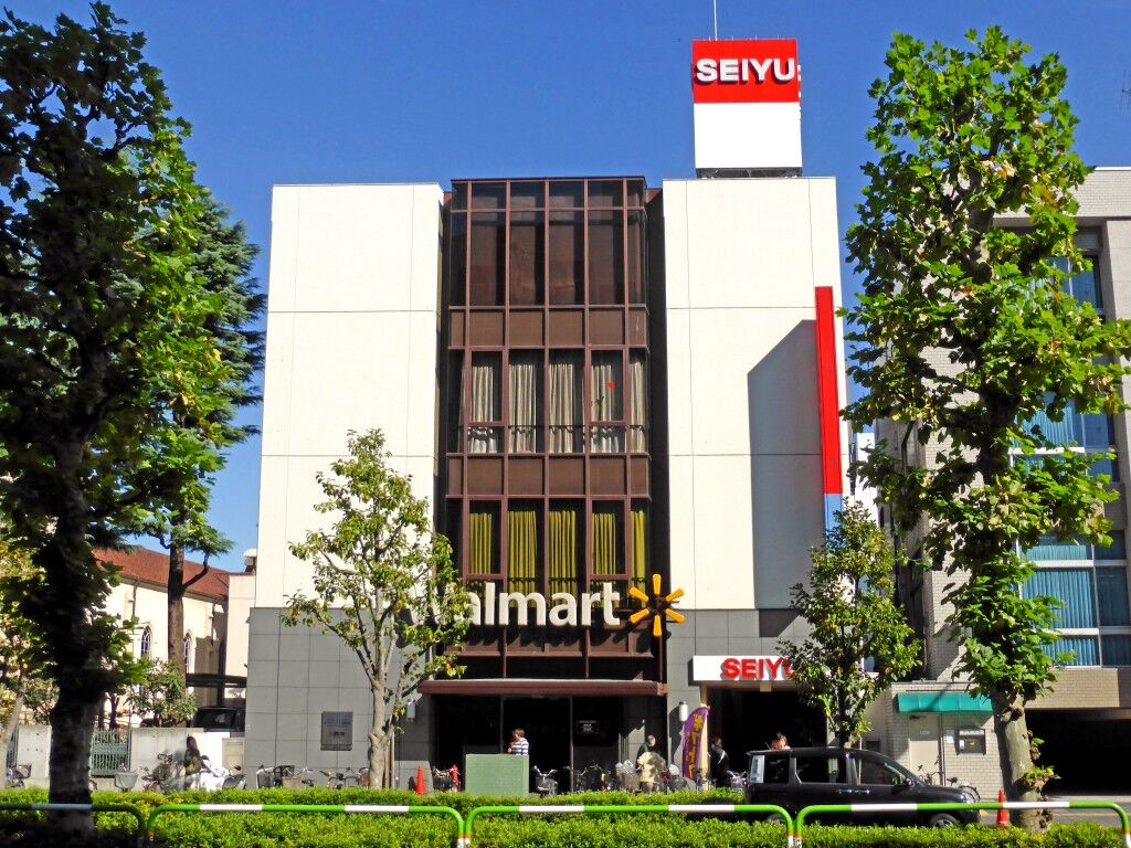 総合スーパーの終焉：西友の売却が示す新たな小売業の潮流