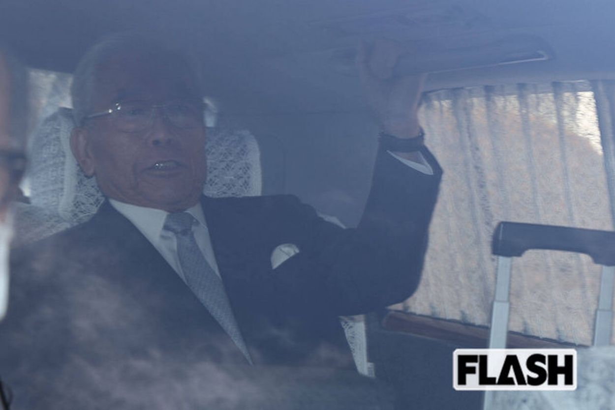フジテレビの裏側：日枝氏と港社長の異様な接待劇