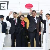 首相の帰国劇：予備機に乗り換えた理由と経緯を解説