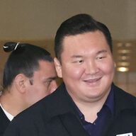 元横綱白鵬の相撲協会退職の真相とその影響
