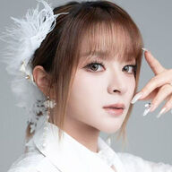 芸能人生を賭けた踏み絵の現実とその影響