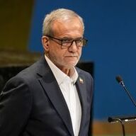 イラン大統領が米国民に書簡　対立を続けるのは無益と訴え