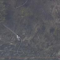 70代男性が引き起こした山火事、顔や手にやけどを負う