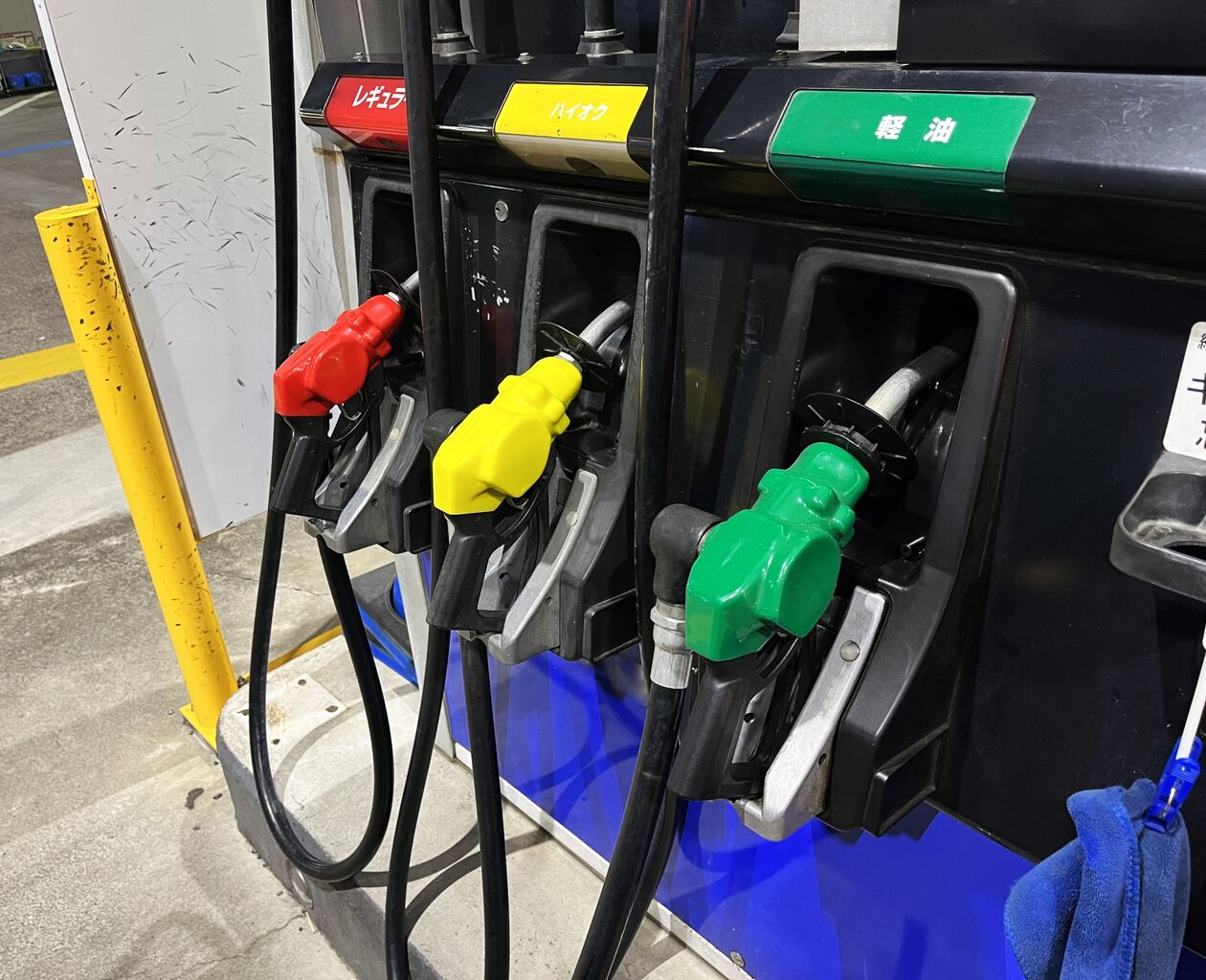 家計を直撃！政府のガソリン価格引き上げの真実