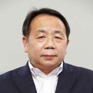 帰化人1世の国政参与に対する疑問と家族への影響