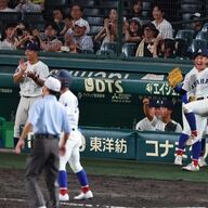 記録更新！綾羽高校が甲子園初出場で初勝利を飾った瞬間