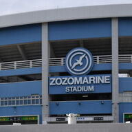 ロッテ戦での驚きのプロポーズ！球場の感動を振り返る