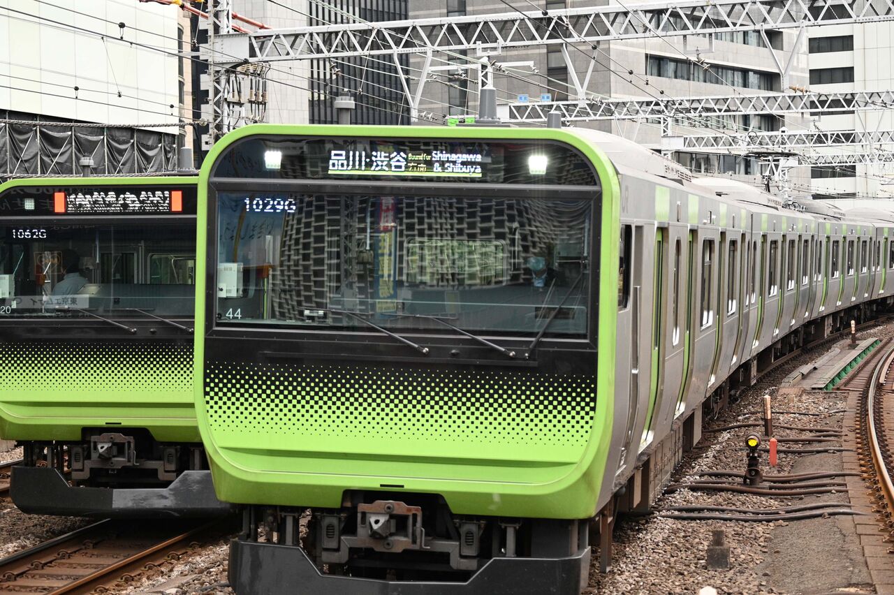 【JR代々木駅で発煙 山手線午後4時10分運転再開予定も未だ動かず「警察による現場検証が長引いて」】JR代々木駅での山手線運転見合わせ：影響と ...