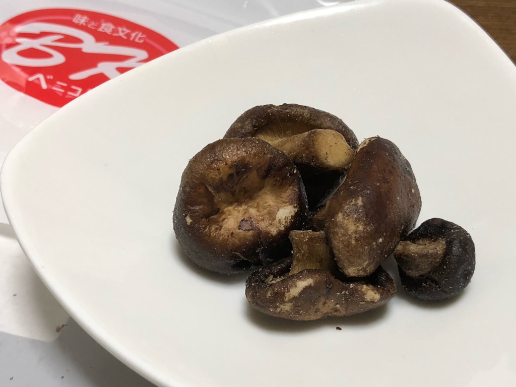 中古 即日発送 朝どれ生しいたけ 秋田県産 400個以上 ? 送料込 ^_