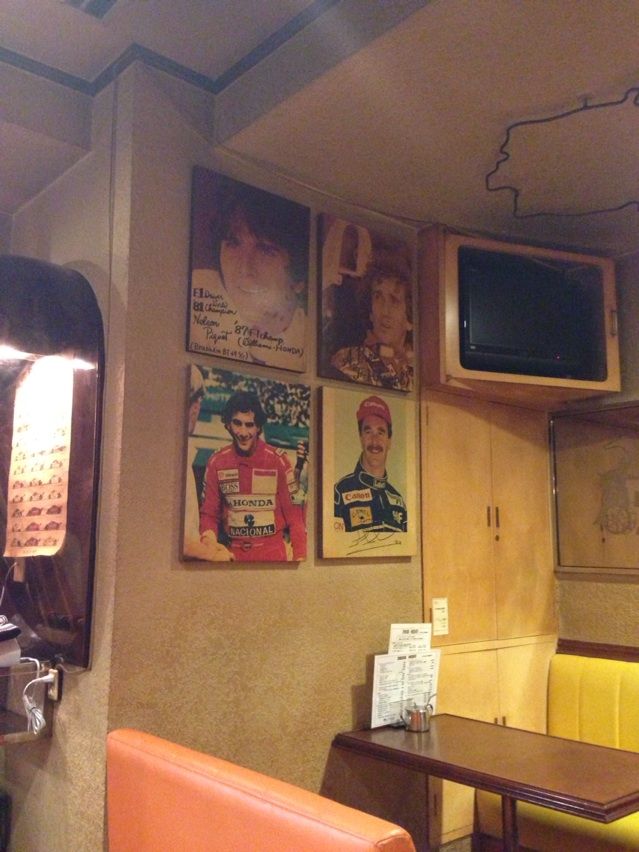 店内にf1コースがあるお店 中野の喫茶店 Aライセンス Newsact
