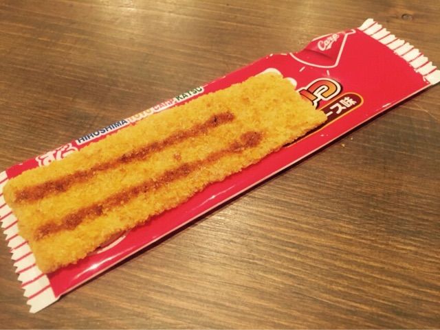 定番駄菓子 魚介すり身カツ の広島版 カープかつ に込められた思いとは Newsact 定番駄菓子 魚介すり身カツ の広島版 カープかつ に込められた思いとは Newsact