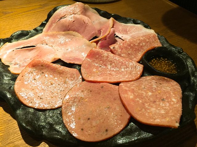100円ローストビーフ レッドクリフ がyabeee 牛タン工房鎌倉ハム 再訪記 Newsact