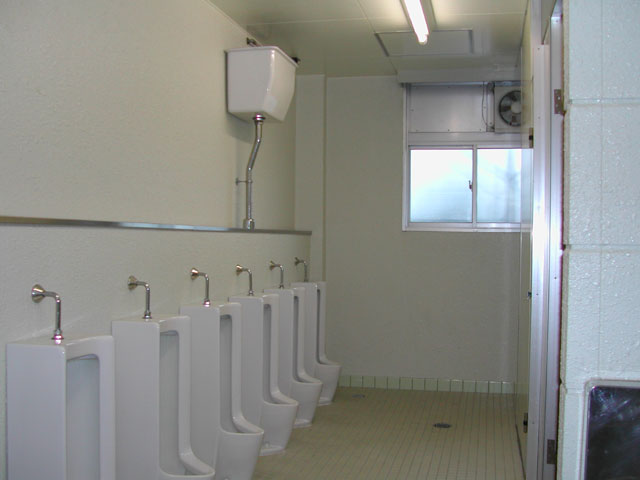 横浜の教師 今時どの家でもトイレ掃除など子供にさせてないのに 学校でやらせるのはどうかと思う ニュー速でやるお 横浜の教師 今時どの家でもトイレ掃除など子供にさせてないのに 学校でやらせるのはどうかと思う ニュー速でやるお