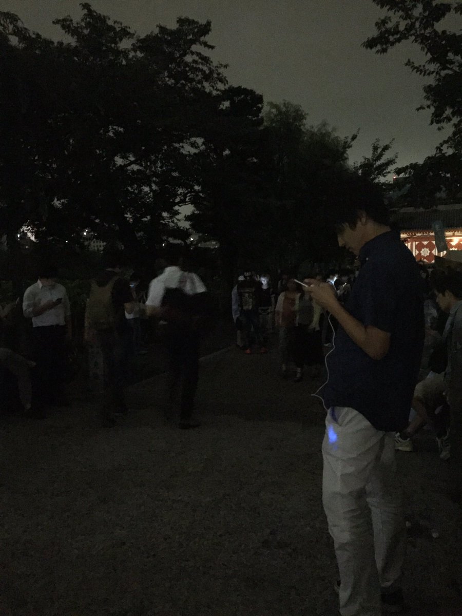 ポケモンgoにより深夜の公園がお祭り騒ぎにｗｗｗｗｗｗ