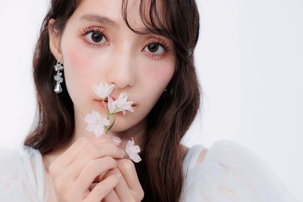声優の高野麻里佳さん、顔が変貌する