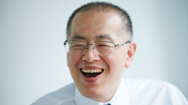 世界一カッコイイ人 若くて美人の嫁さんいるのも納得できる03