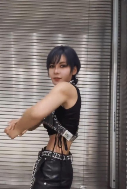 声優のファイルーズあい、ガチで身体がすごい