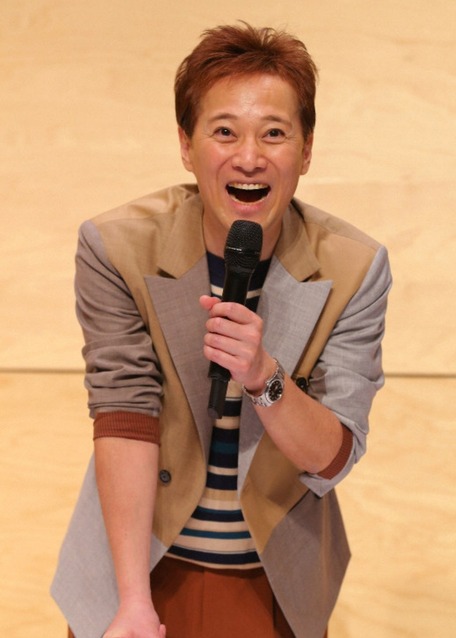 タレントの中居正広さん、芸能界引退を発表