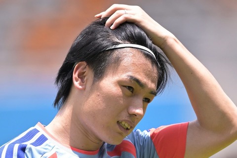 フェイエノールト上田綺世　移籍