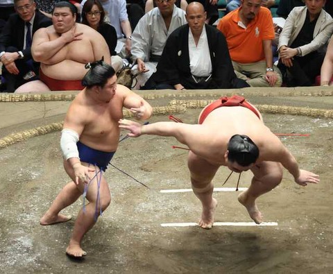 藤ノ川　隆の勝　秋場所　十日目