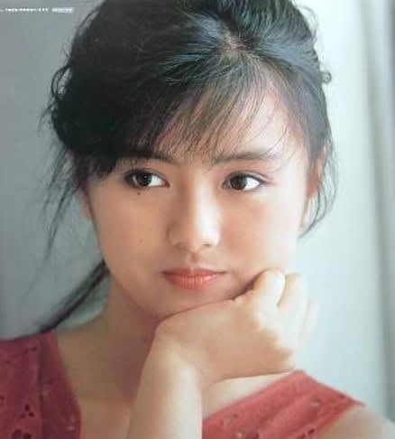 薬師丸ひろ子 事実婚夫と地方移住 両親は近所の別荘暮らし ニューストゥデイ 薬師丸ひろ子 事実婚夫と地方移住 両親は近所の別荘暮らし ニューストゥデイ