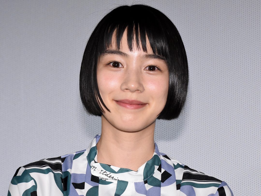 【のん】アニメキャラ化して人気SNSアニメ『モモウメ』の世界へ!「OL体操楽し〜〜」 : ニューストゥデイ