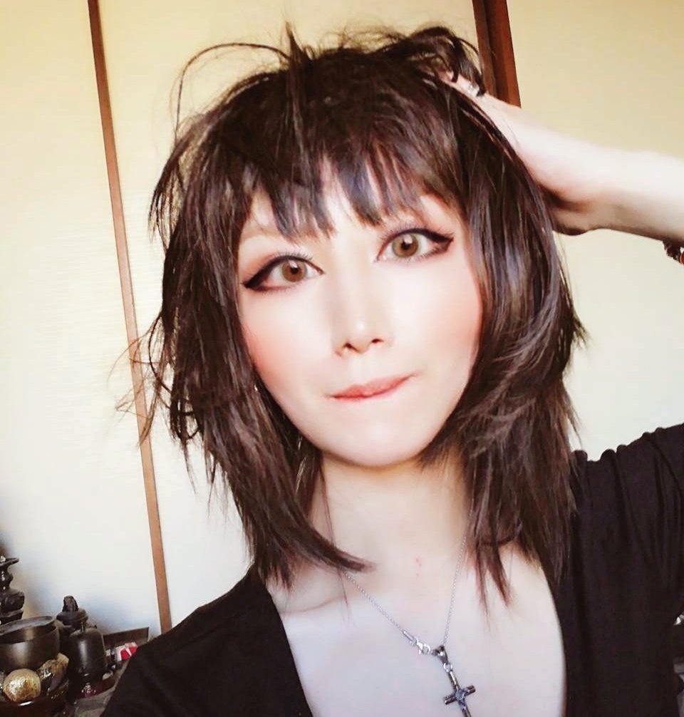 鳥居みゆき めちゃくちゃ綺麗 やっぱり美人 鳥居みゆき 美貌際立つメイク中のショットが話題に ニューストゥデイ 鳥居みゆき めちゃくちゃ綺麗 やっぱり美人 鳥居みゆき 美貌際立つメイク中のショットが話題に ニューストゥデイ