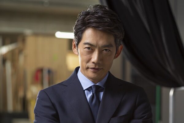 反町隆史 相棒 卒業の可能性はあるのか 背景にあった水谷豊の 次の野望 ニューストゥデイ