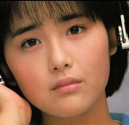 富田靖子 ガンダム愛爆発 シャアヲタだったことに驚きの声 ニューストゥデイ