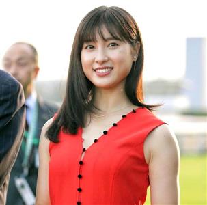 土屋太鳳 オードリー ヘプバーンにそっくり 超どアップの 和製オードリー ショットに大反響 ニューストゥデイ 土屋太鳳 オードリー ヘプバーンにそっくり 超どアップの 和製オードリー ショットに大反響 ニューストゥデイ