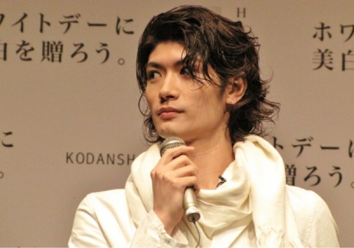 竹内結子さん訃報 三浦春馬さんと共演した コンフィデンスマンjp の メイキング映像が拡散 ニューストゥデイ 竹内結子さん訃報 三浦春馬さんと共演した コンフィデンスマンjp の メイキング映像が拡散 ニューストゥデイ