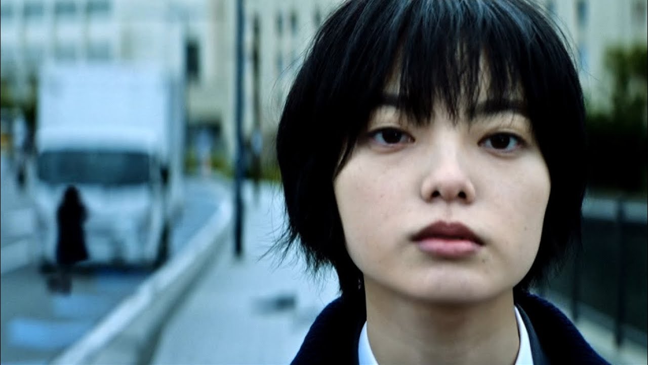 【平手友梨奈】「観る者を圧倒!」元欅坂46平手友梨奈(20)、倒れ込むほどの全身全霊のダンスパフォーマンス披露! : ニューストゥデイ