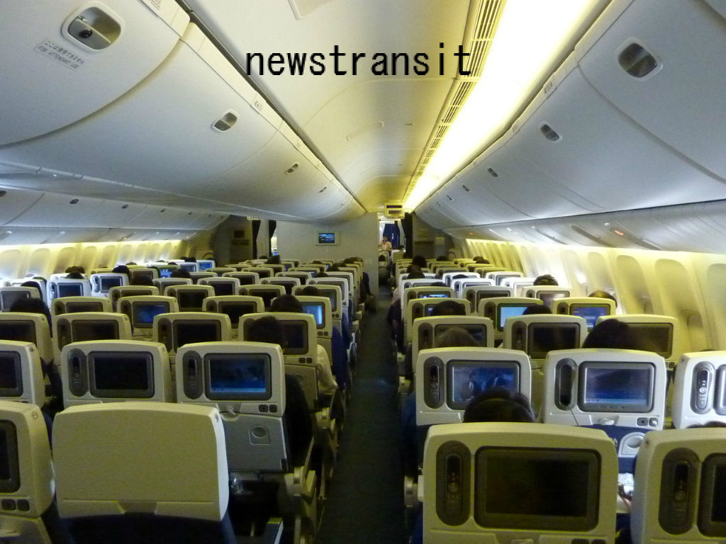 ポケモンｇｏ 航空機内でプレイは是か否か エアラインニュースのnewstransit