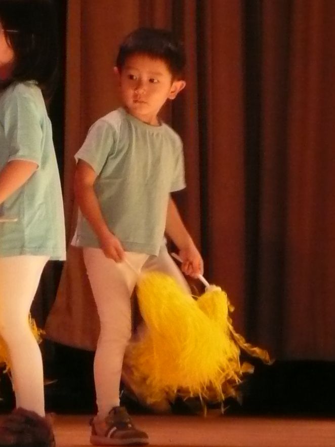 晴れ舞台に真面目顔 New Yorkの空の下