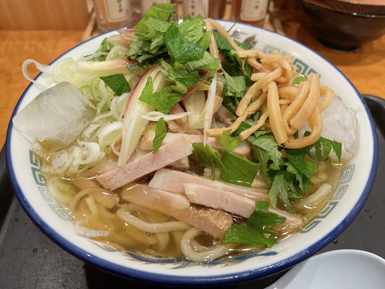 限定メニュー!西葛西「舎鈴」大葉冷やかけ+茗荷 : ラーメン食べたら 限定メニュー!西葛西「舎鈴」大葉冷やかけ+茗荷 : ラーメン食べたら