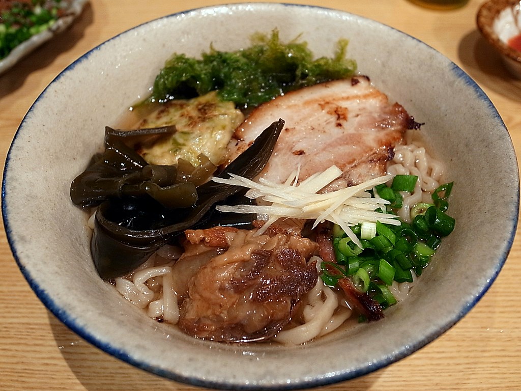 首里製麺