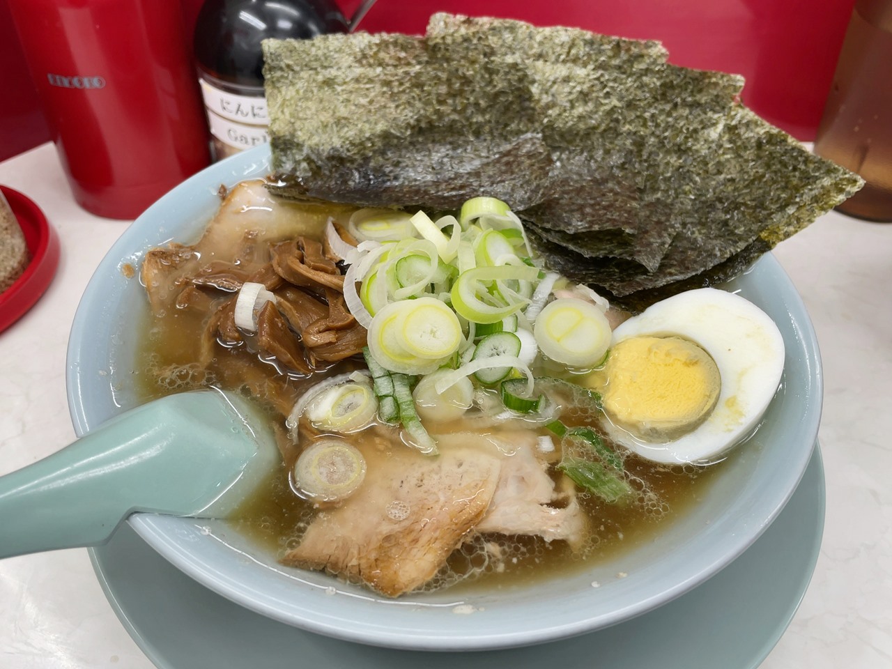新宿「ナギチャンラーメン」特中華そば : ラーメン食べたら書くブログ