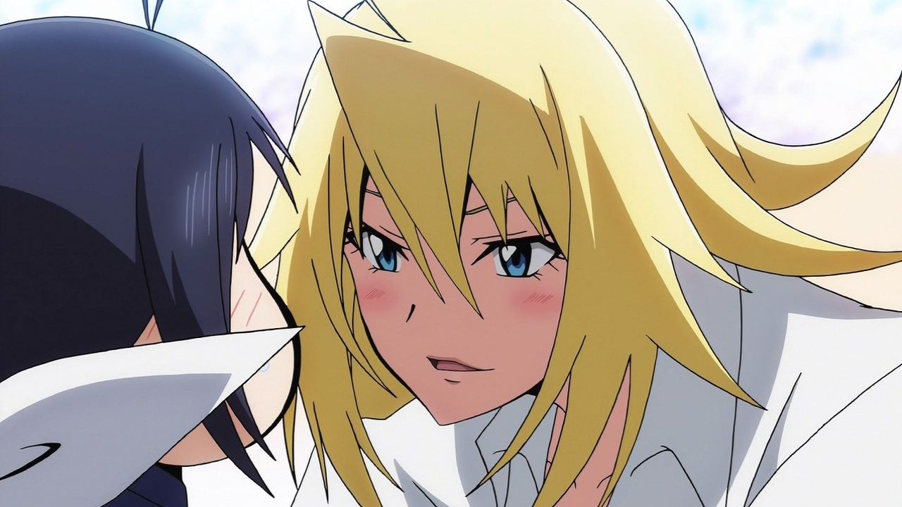 顔が近くてよ