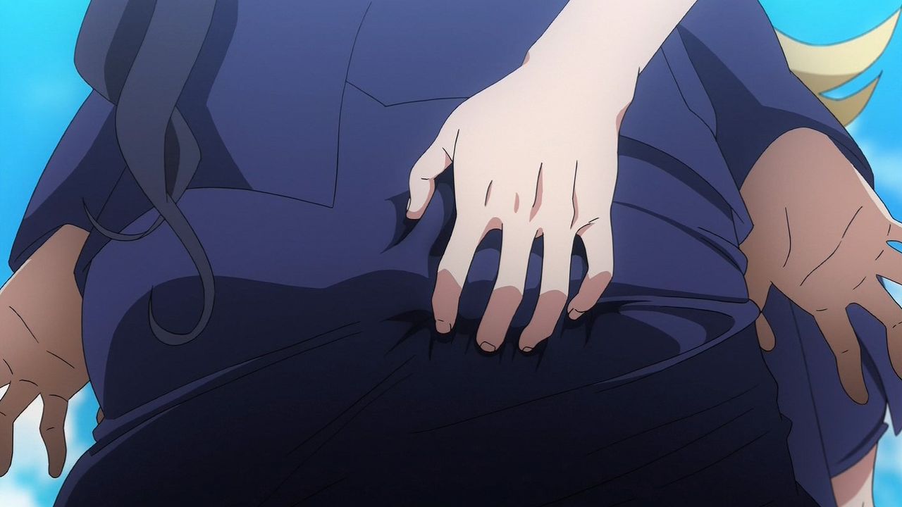 お尻揉み揉み