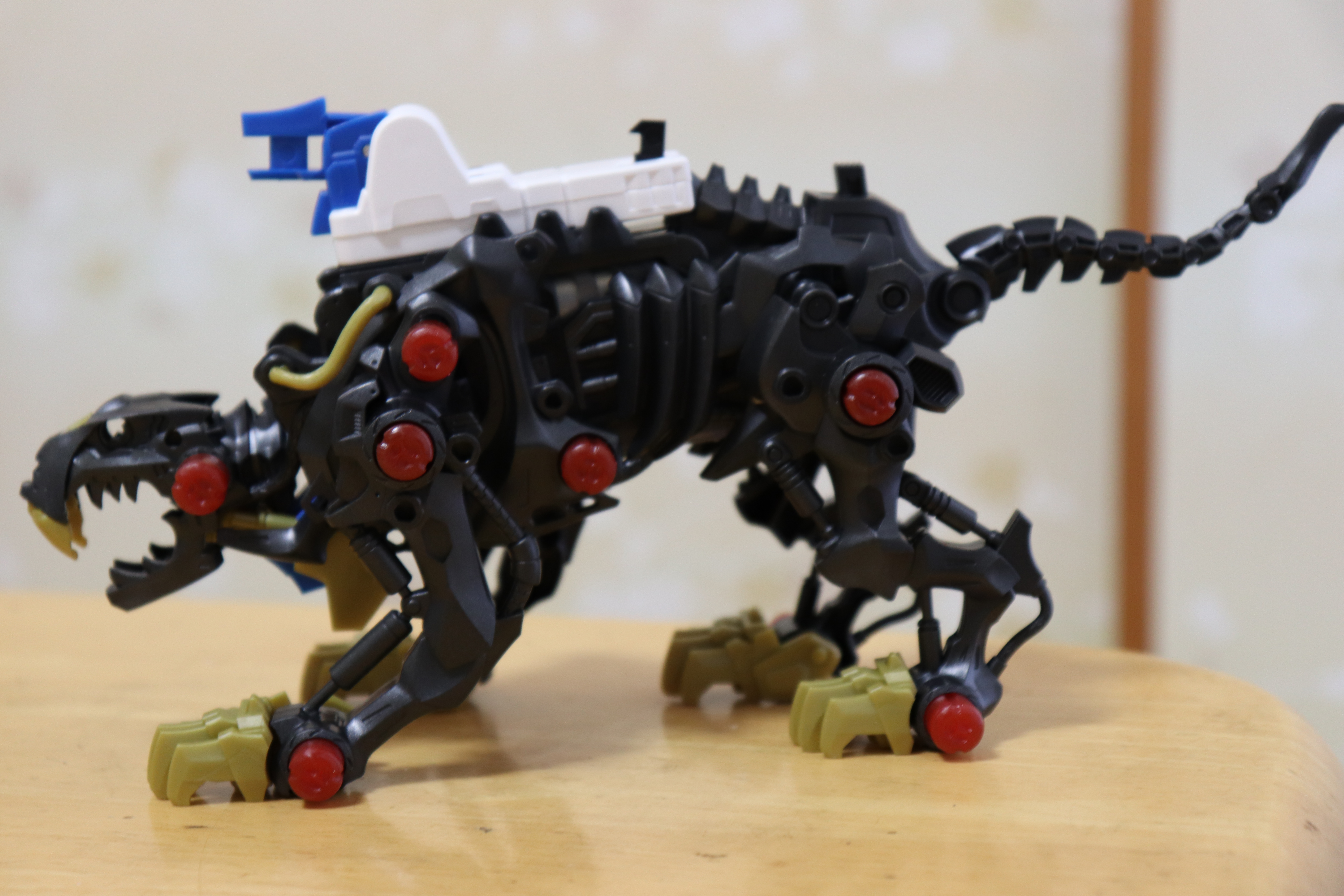 ゾイドワイルド　ワイルドライガー（ライオン種） ZW15｜覚醒ワイルドライガー［ライオン種］｜商品情報｜ゾイド