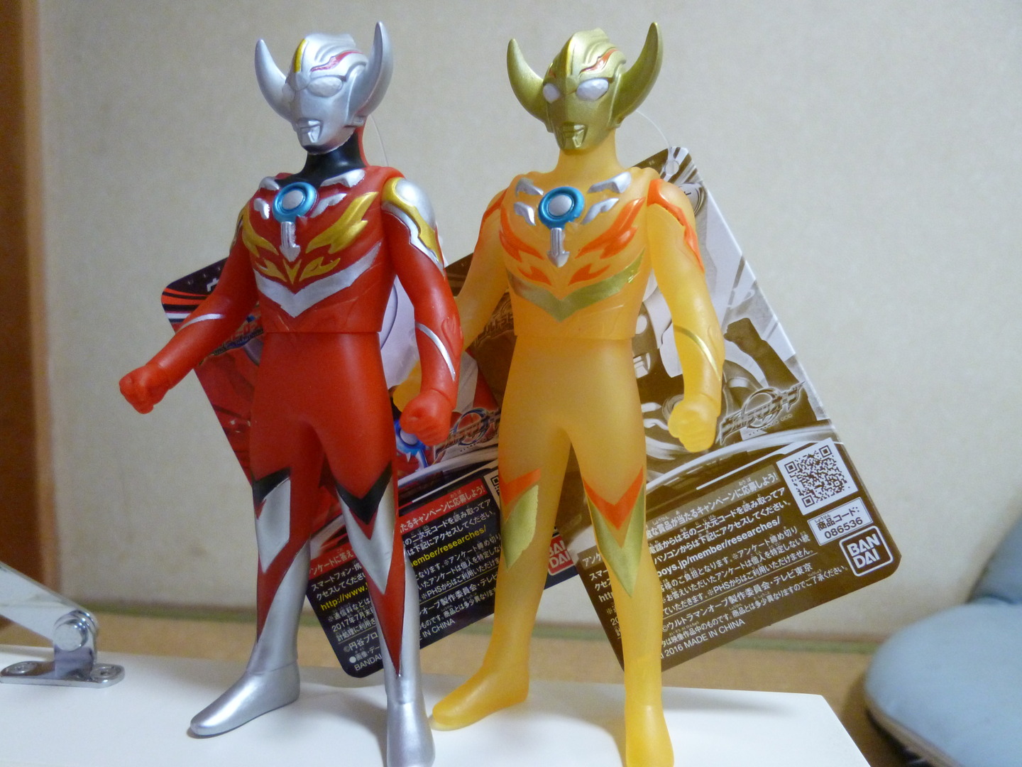 バーンマイトの限定ソフビ ultraman orb burnmite toy